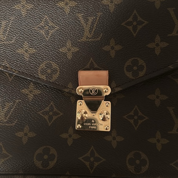 Authentic Louis Vuitton POCHETTE MÉTIS - Picture 7 of 7